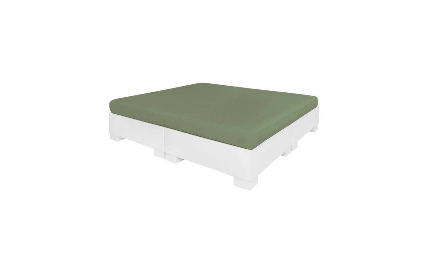Affinity Square Sunbed With Flat Cushion Luxury In-Pool & Poolside Outdoor Lounge Bed