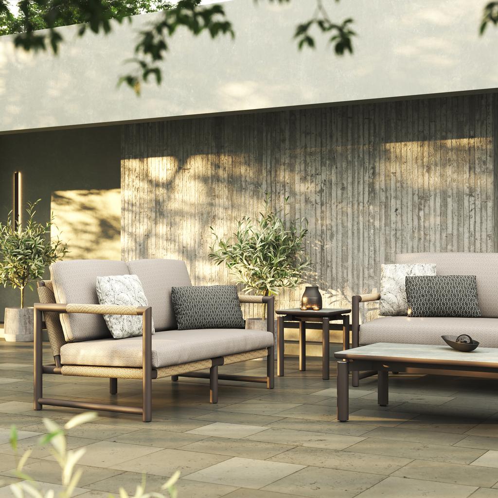 Timo Alu 2 Seater - Ambiance Image~~