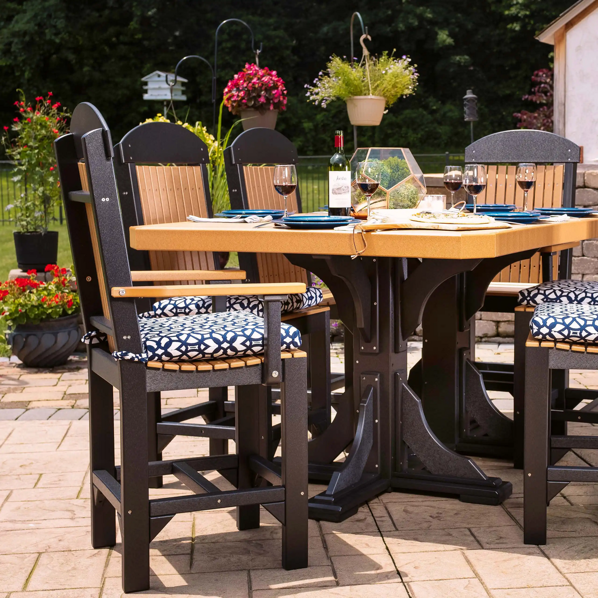 LuxCraft – Classic Arm Chair – Outdoor Dining Chair with Comfortable Armrests