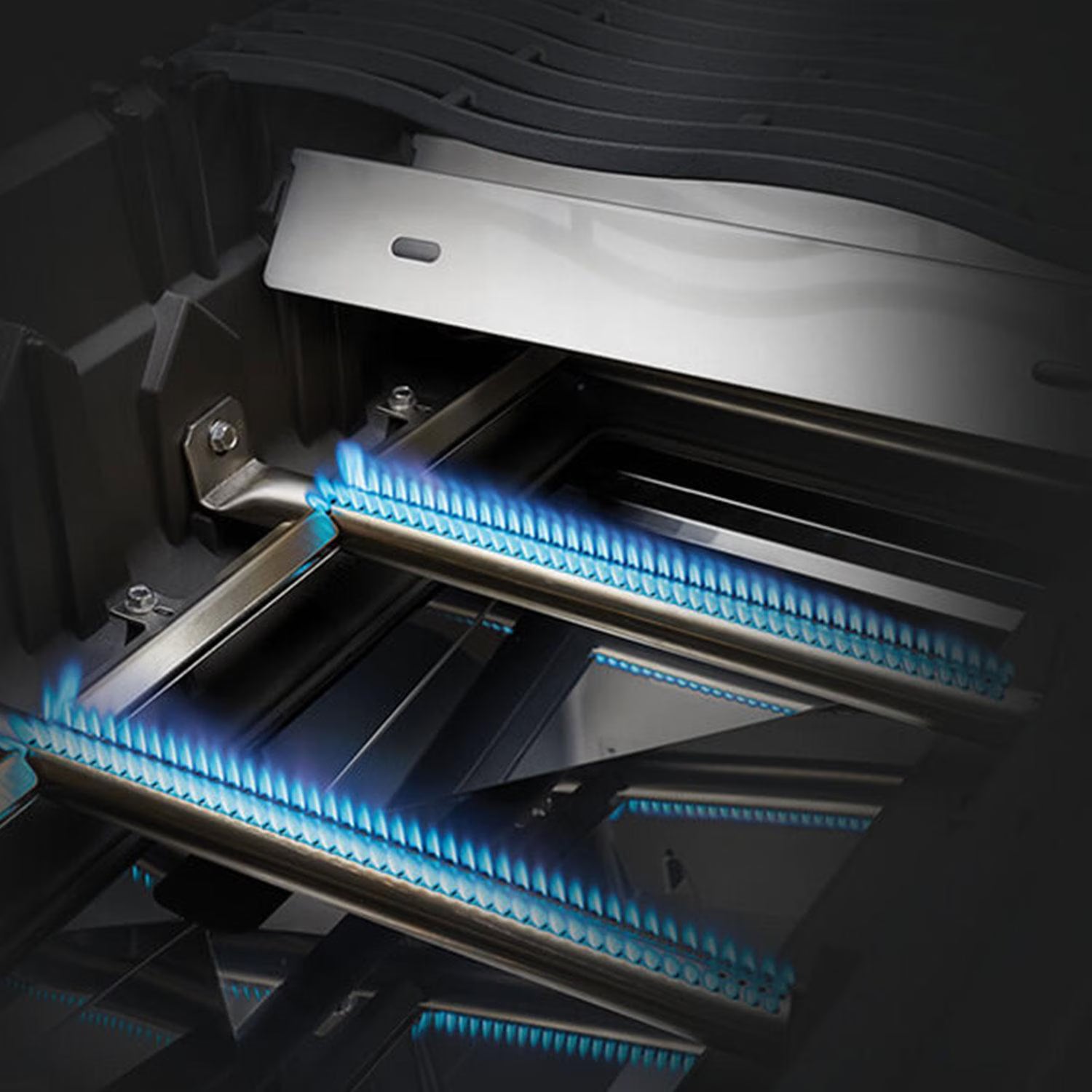 Napoleon Rogue 525 4-Burner Propane Grill  - R525PSS-2