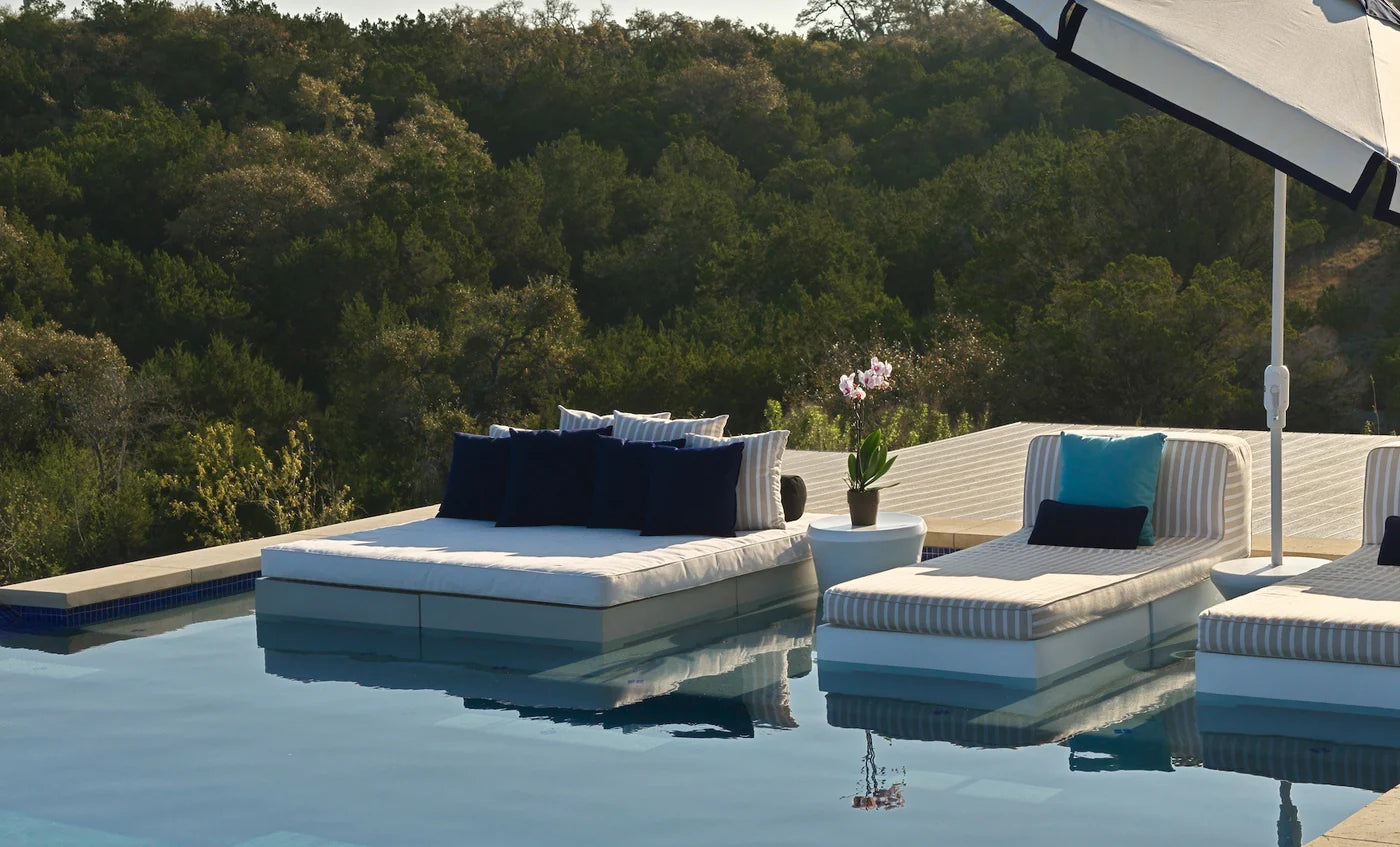 Affinity Square Sunbed With Flat Cushion Luxury In-Pool & Poolside Outdoor Lounge Bed