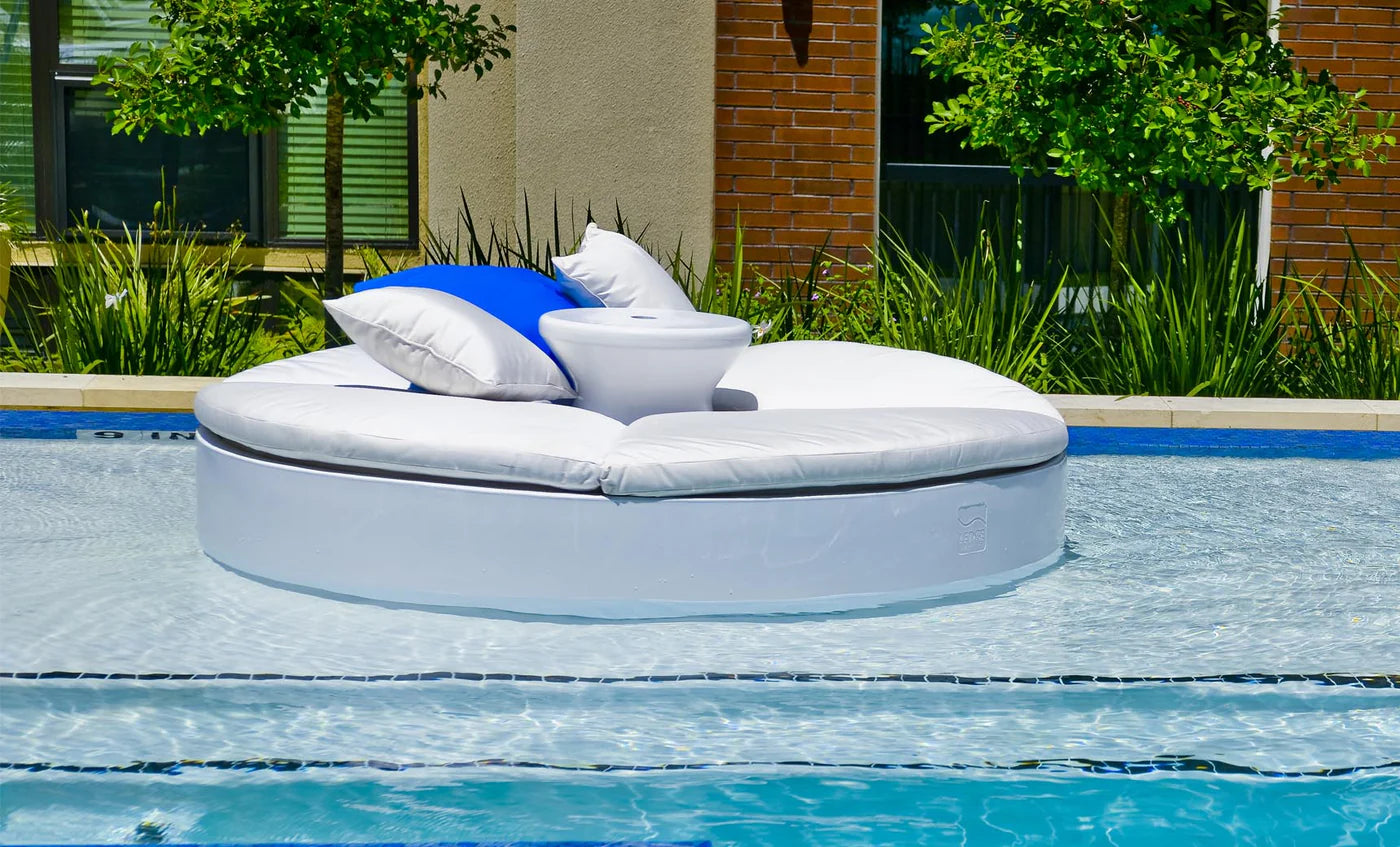 Signature Round Sunbed – Luxury In-Pool Outdoor Daybed