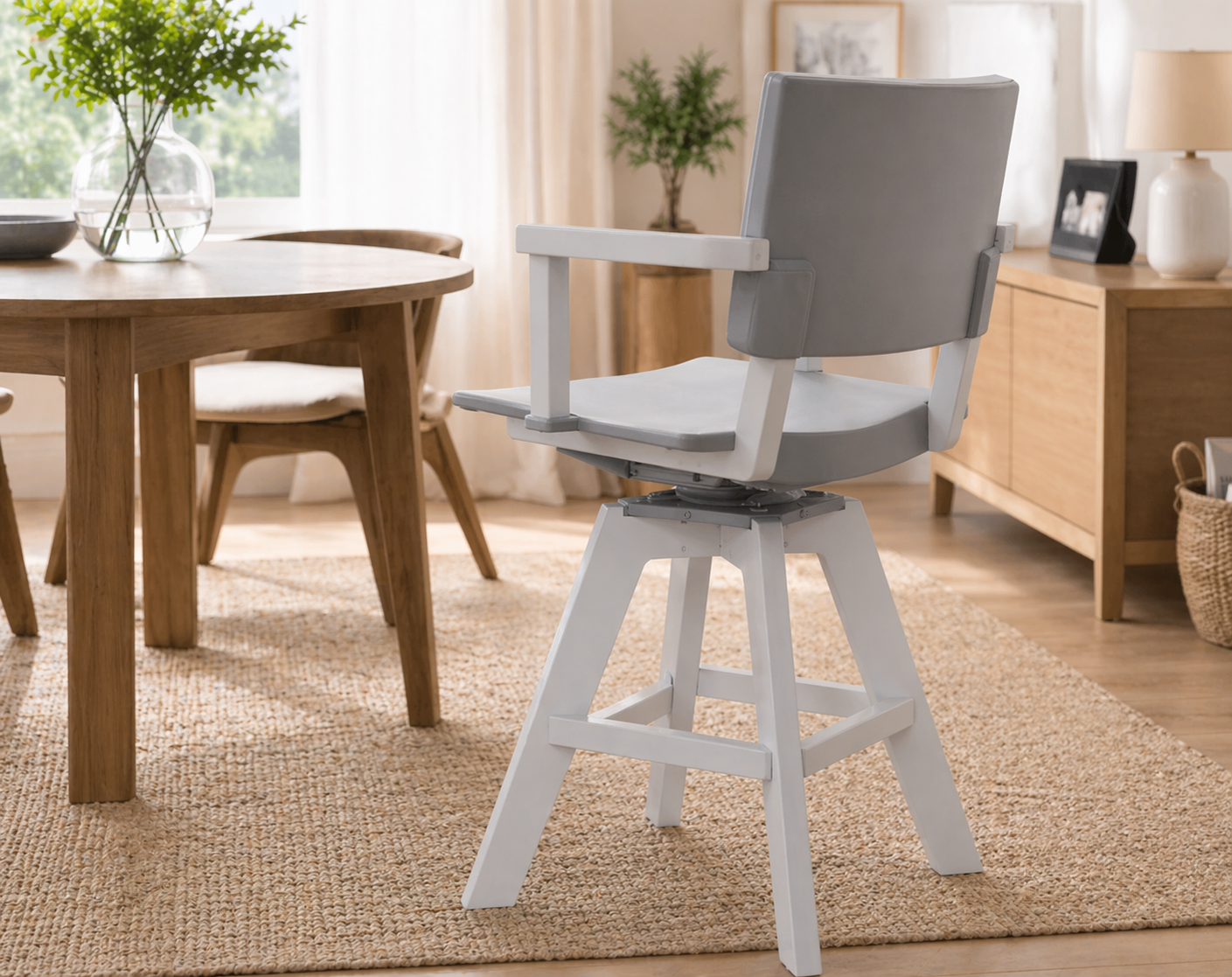 Seaside SYM 23″ Square Outdoor Swivel Balcony Arm Chair