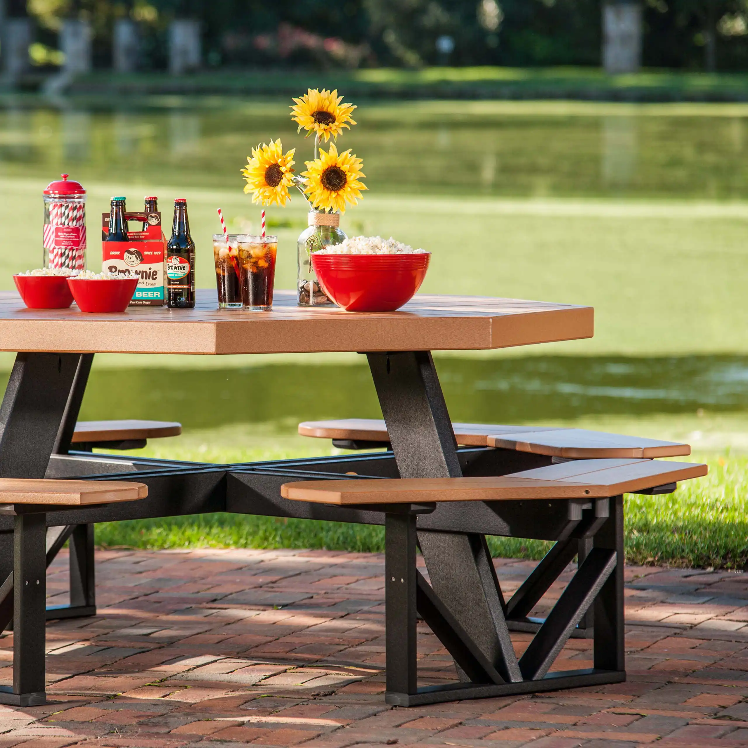 LuxCraft – Octagon Picnic Table – Large Outdoor Picnic Table for Eight