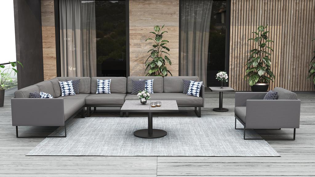 Suave Right Hand Seater - Ambiance Image~~
